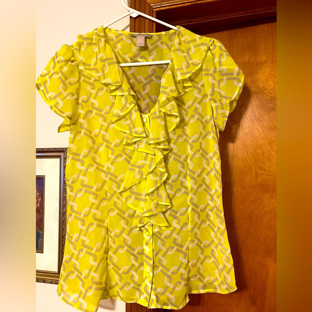 Banana Republic Ruffled Top